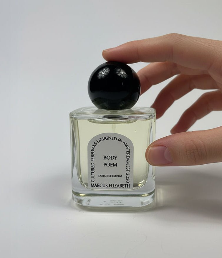 Difference Between Perfume Extract and Eau de Parfum - MARCUS ELIZABETH